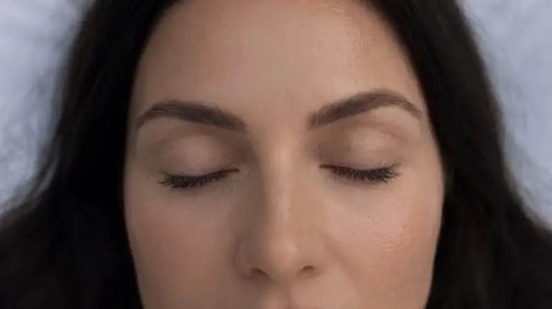 Closer — AI video ad (beauty, brows & skin)